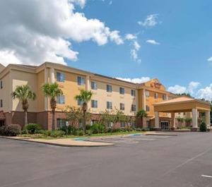 Comfort Suites Alexandria 