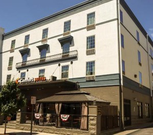 Comfort Suites Downtown Carlisle 