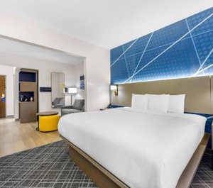 Comfort Suites London 