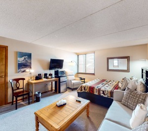 Village Copper Mountain 