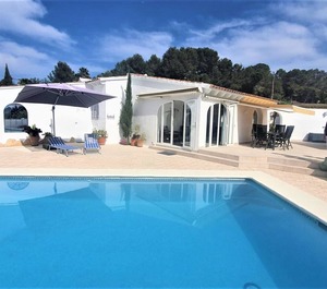 Cozy Villa 