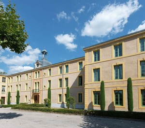 Dreamy Of France Swimming 