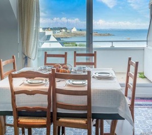 Ploemeur Pièces Personnes 