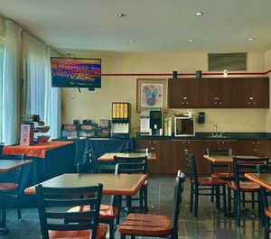 Econo Lodge City Centre 