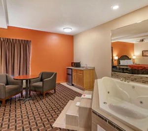 Econo Lodge Inn Suites Granite City 