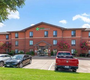 Stay America Suites Arlington Flags 