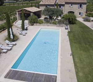 Provencal Mas Cairanne 