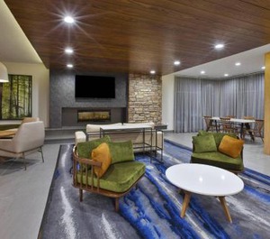 Fairfield Inn 