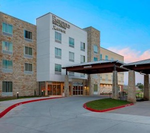 Fairfield Inn 