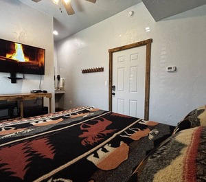 Falls Market Inn 