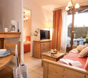 Résidence Les Chalets Pièces Personnes Côté Lac 