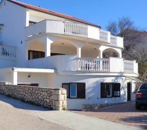 Holiday Mandre Persons Bedrooms 