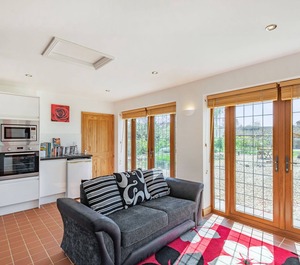 Garden Cottage Spils 