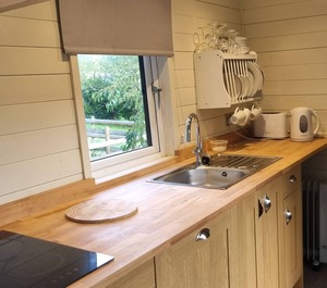 Shepherds Hut Riverview 