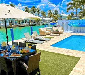 Beachside Colony Beach 