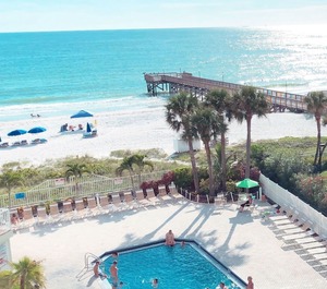 Chateaux Indian Shores 