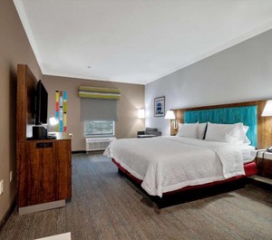 Hampton Inn Suites 