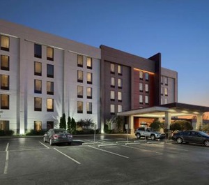 Hampton Inn Louisville Northeast 