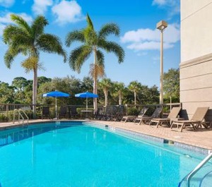 Hampton Inn 