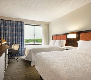 Hampton Inn Suites 
