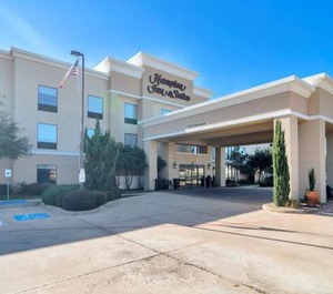Hampton Inn Suites 