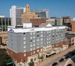 Hilton Garden Inn Rochester Downtown 