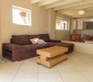 Holiday Swimming Loupia 