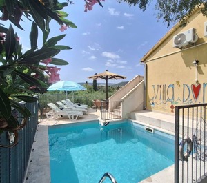 Holiday Niksi Skrip Island Brac Croatia 