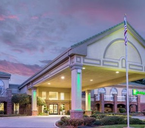 Holiday Inn Auburn Ihg Hotel 