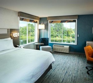 Holiday Inn The River Ihg Hotel 