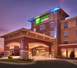 Holiday Inn Express Suites Overland Park Ihg Hotel 