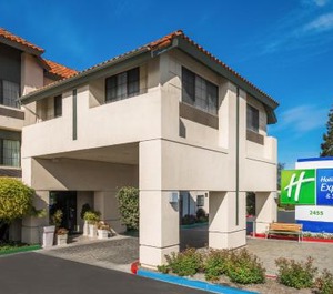 Holiday Inn Express Hotel Suites Santa Clara Silicon Valley Ihg 