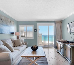 Holiday Surf Racquet Club 