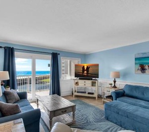 Holiday Surf Racquet Club 