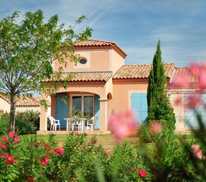 Cozy Holiday Terrace 