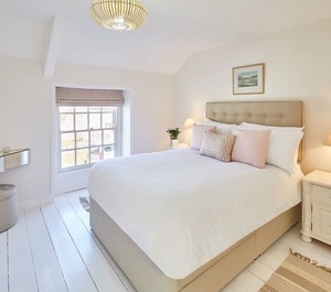 Host Stay Holmlea Cottage 