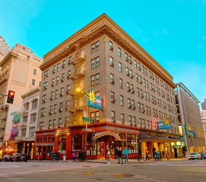 La Monarca Hotel B 
