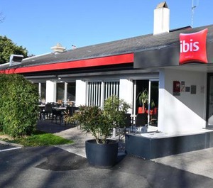 Ibis Laval Relais 