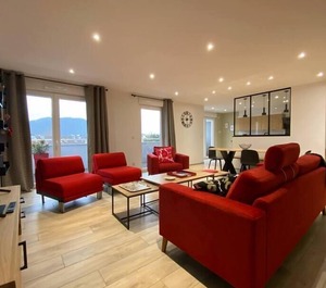 Maison Chambres Avec Vue Sur Le Lac Jardin Aménagé Et À Gérardmer Km Des Pistes 