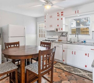 Life Bdrm Min Beach Dwntwn Acworth Point Sports 