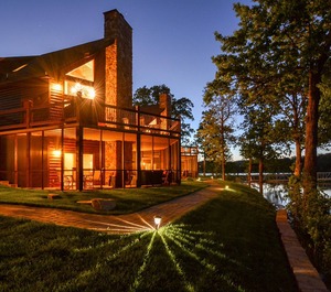 Chalets Resort Lakefront 