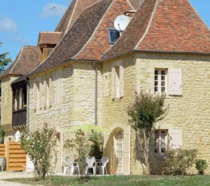 Clos Des Rives Persons 