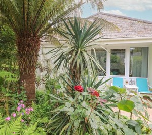 Lighthouse Praa Sands 