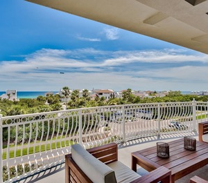 The Alexander At Palm Court 