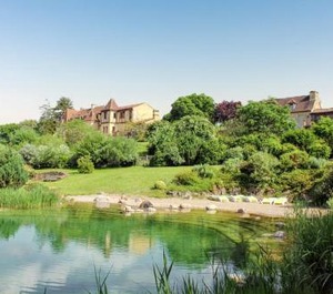 Chambres Piscine Partagee Jardin Amenage Saint Cybranet 