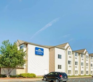 Microtel Inn 