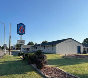 Regal Inn City 