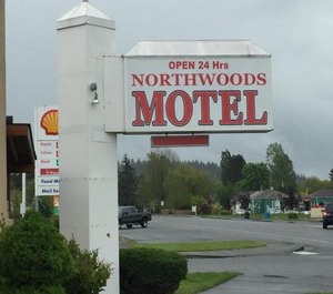 Northwoods Motel 