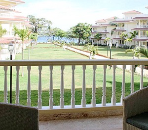 Bungalow Cozy At The Beach Town 