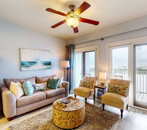 Carillon Beach Inn 
